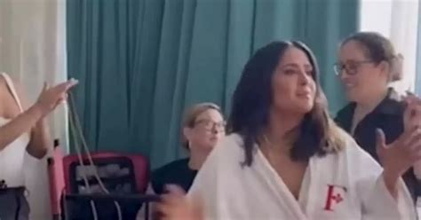 salma hayek slip|Salma Hayek suffers a wardrobe malfunction while dancing to。